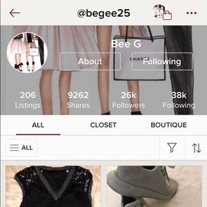 💋CHECK OUT MY SISTER’S CLOSET❤️